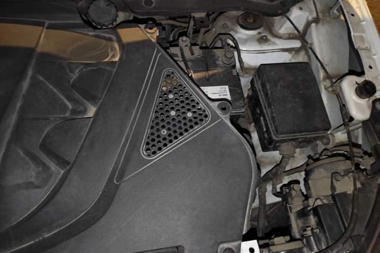 Used Soueast DX3 2016 1.5L Manual Flagship Version Engine Bay Left