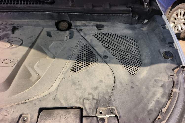 Used Soueast DX3 2016 1.5L Manual Luxury Edition Engine Bay Left