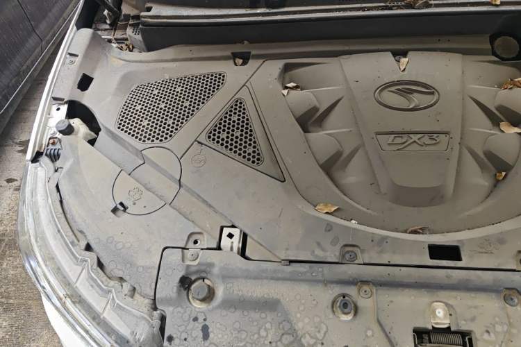 Used Soueast DX3 2016 1.5L Manual Luxury Edition Engine Bay Right