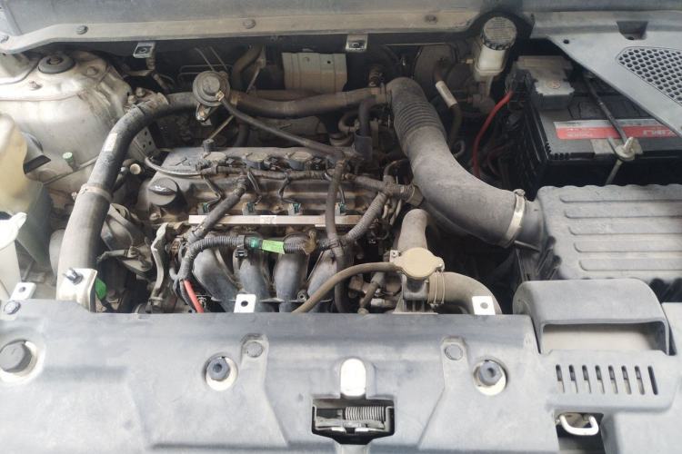Used Soueast DX3 2016 1.5T SRG CVT Flagship Edition Engine Bay