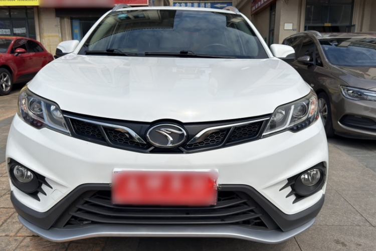 Used Soueast DX3 2016 1.5L Manual Luxury Model Exterior 1