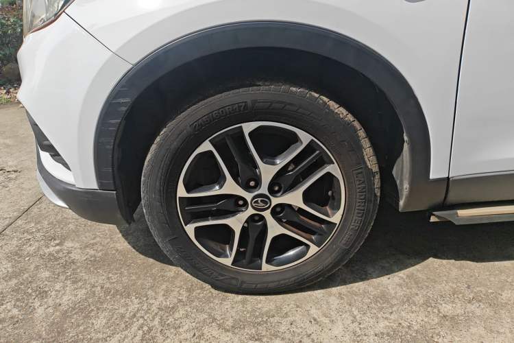 Used Soueast DX3 2016 1.5T CVT Prestige Edition Exterior 4