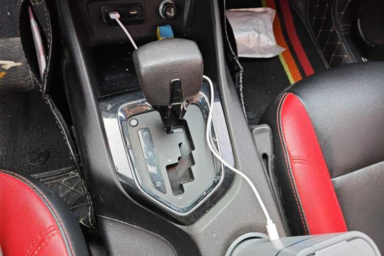 Used Soueast DX3 2016 1.5T SRG CVT Flagship Edition Gear Lever