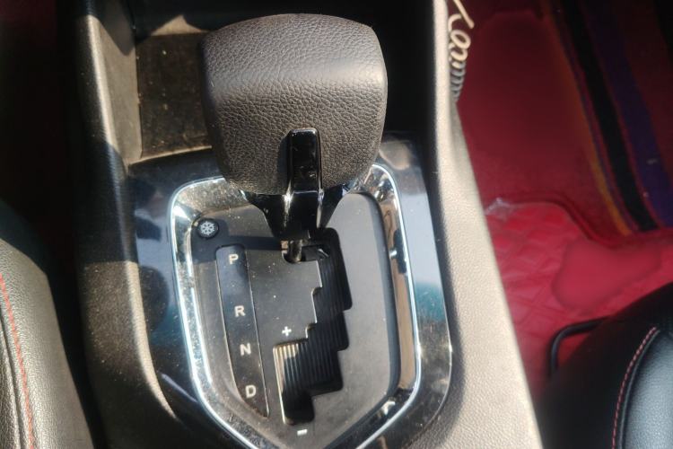 Used Soueast DX3 2016 1.5T CVT Luxury Model Gear Lever