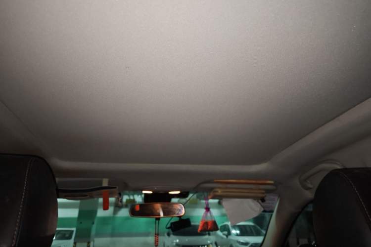 Used Soueast DX3 2016 1.5T CVT Flagship Model Headliner