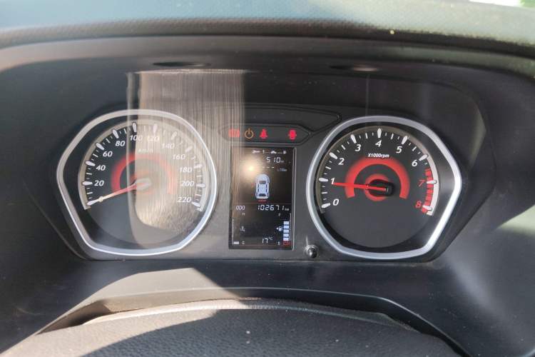 Used Soueast DX3 2016 1.5L Manual Luxury Edition
