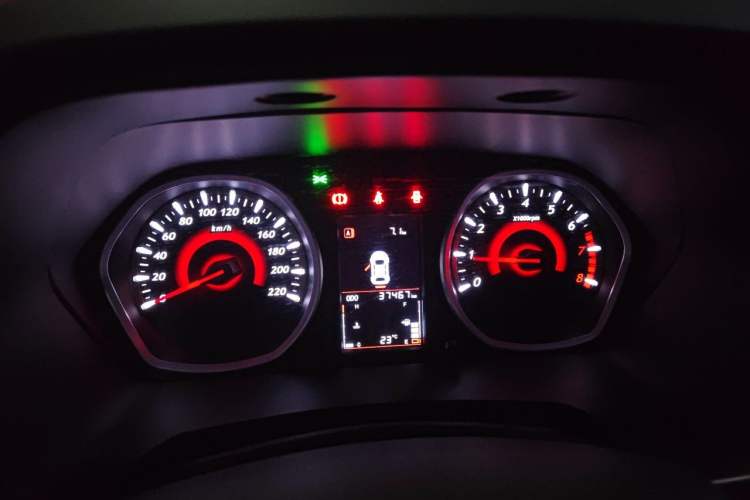 Used Soueast DX3 2016 1.5L Manual Luxury Edition Instrument Cluster