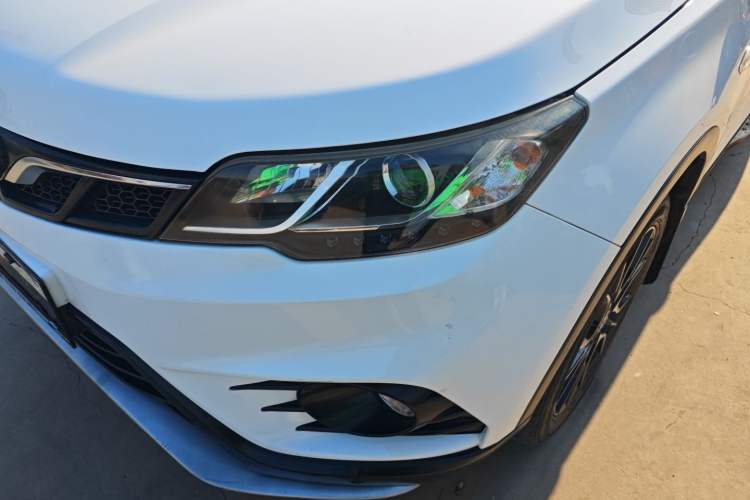 Used Soueast DX3 2016 1.5L Manual Flagship Version Left Front Headlight