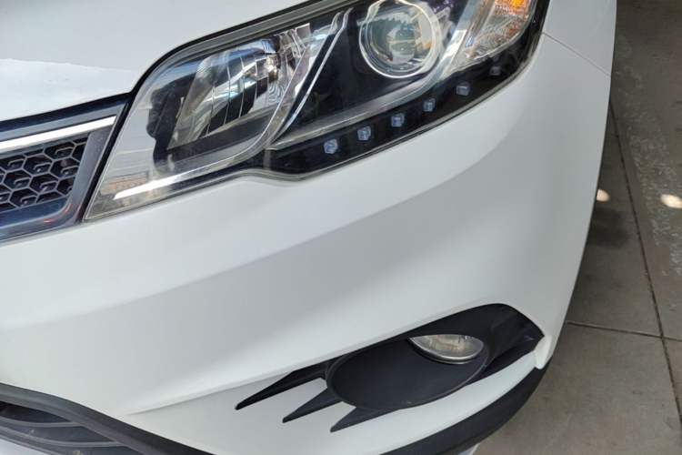 Used Soueast DX3 2016 1.5L Manual Luxury Edition Left Front Headlight