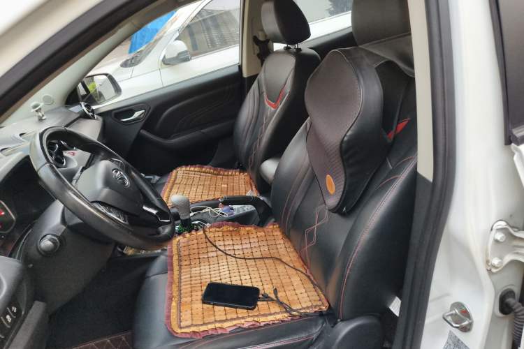 Used Soueast DX3 2016 1.5L Manual Luxury Model Left Front Seat
