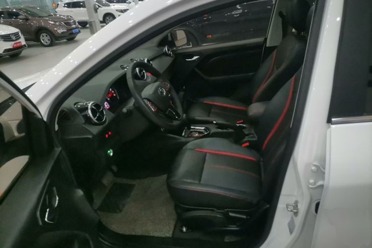 Used Soueast DX3 2016 1.5T CVT Prestige Edition Left Front Seat
