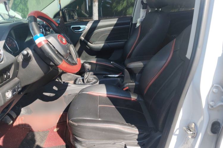 Used Soueast DX3 2016 1.5L Manual Luxury Edition
