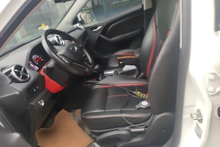 Used Soueast DX3 2016 1.5T CVT Prestige Edition Left Front Seat