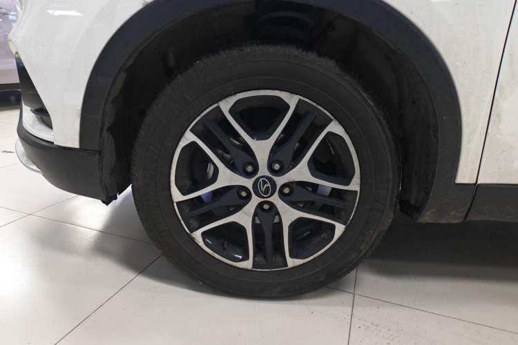Used Soueast DX3 2016 1.5T CVT Prestige Edition Left Front Wheel Hub