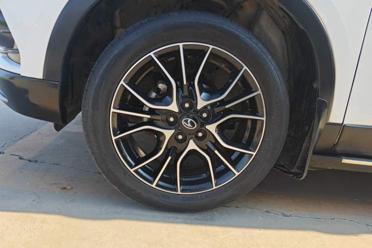 Used Soueast DX3 2016 1.5L Manual Flagship Version Left Front Wheel Hub
