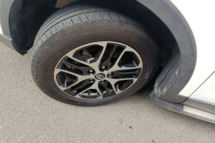 Used Soueast DX3 2016 1.5L Manual Luxury Edition Left Front Wheel Hub