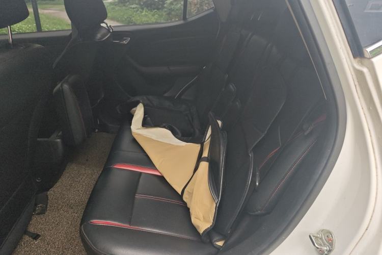 Used Soueast DX3 2016 1.5T CVT Prestige Edition Left Rear Seat