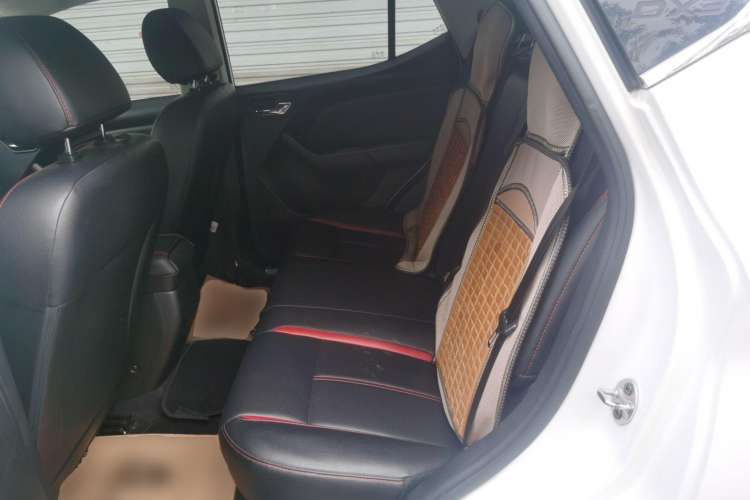 Used Soueast DX3 2016 1.5T CVT Flagship Model Left Rear Seat