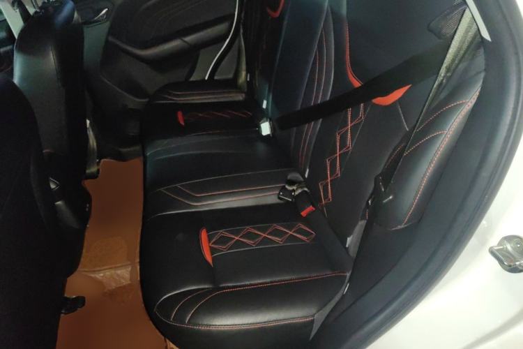 Used Soueast DX3 2016 1.5T CVT Prestige Edition Left Rear Seat