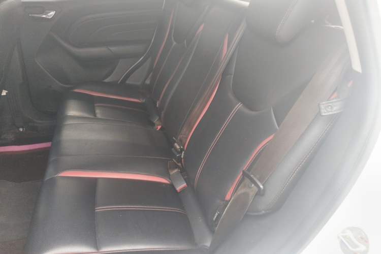 Used Soueast DX3 2016 1.5L Manual Flagship Version Left Rear Seat
