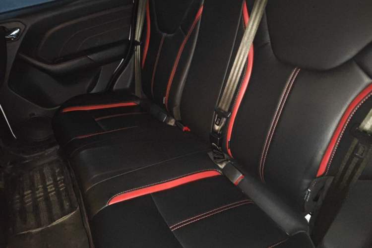 Used Soueast DX3 2016 1.5L Manual Luxury Edition Left Rear Seat
