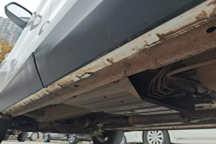 Used Soueast DX3 2016 1.5L Manual Luxury Edition Left Side Sill