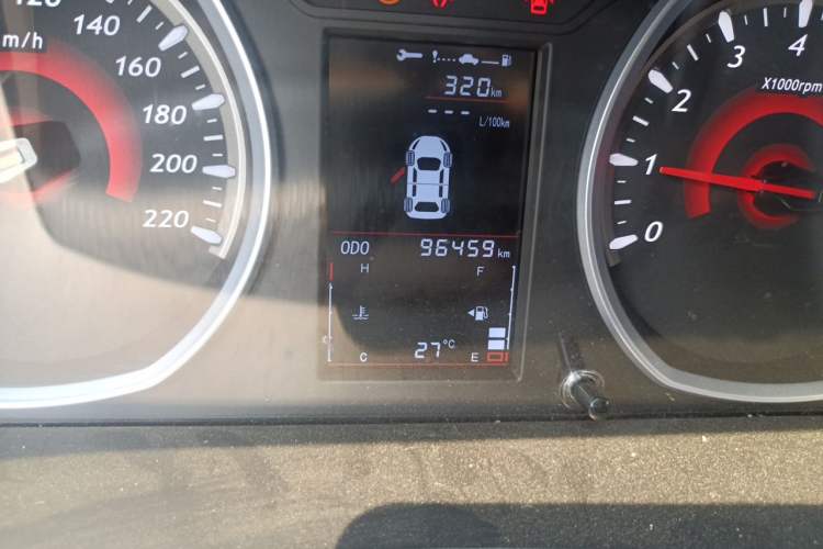 Used Soueast DX3 2016 1.5L Manual Luxury Edition Odometer Close Up