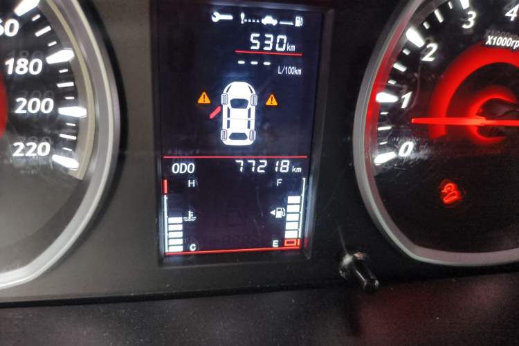 Used Soueast DX3 2016 1.5L Manual Luxury Model Odometer Close Up