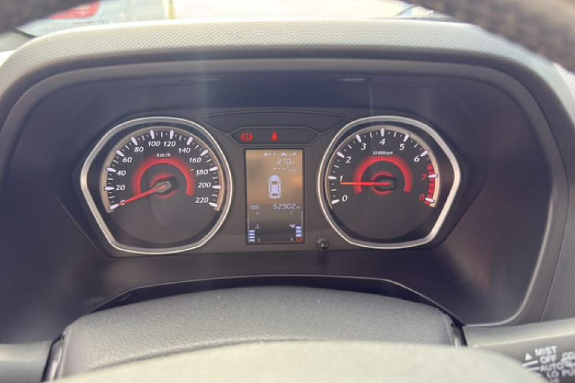 Used Soueast DX3 2016 1.5L Manual Luxury Model Odometer Close Up