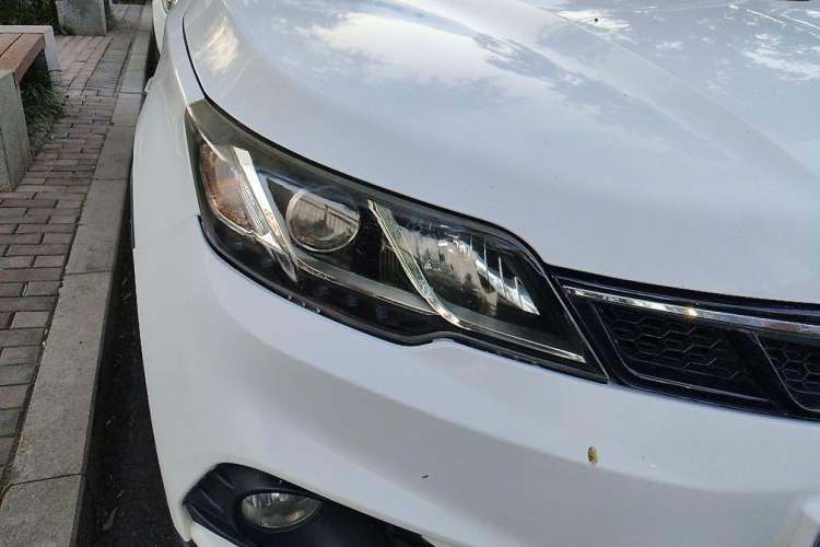 Used Soueast DX3 2016 1.5L Manual Luxury Edition Right Front Headlight