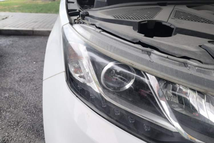 Used Soueast DX3 2016 1.5L Manual Flagship Version Right Front Headlight