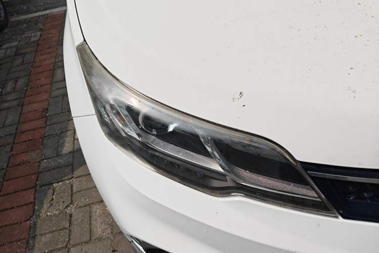 Used Soueast DX3 2016 1.5T CVT Prestige Edition Right Front Headlight