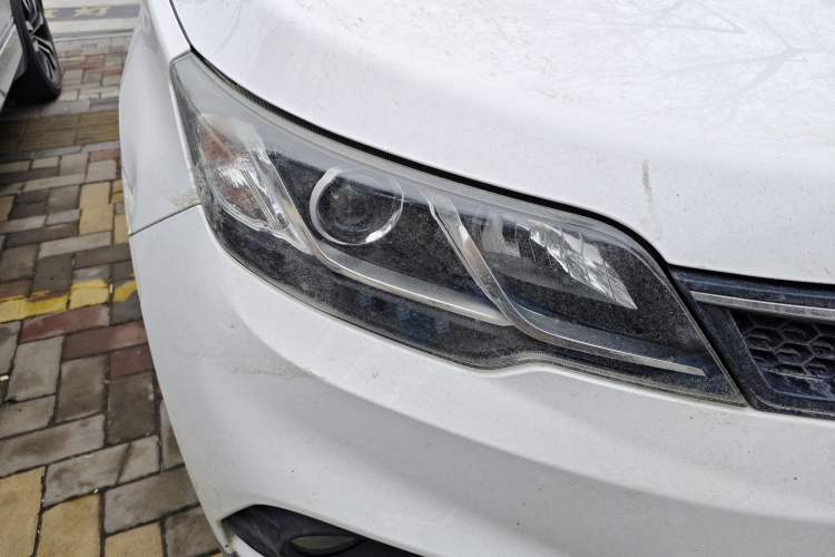 Used Soueast DX3 2016 1.5L Manual Luxury Model Right Front Headlight