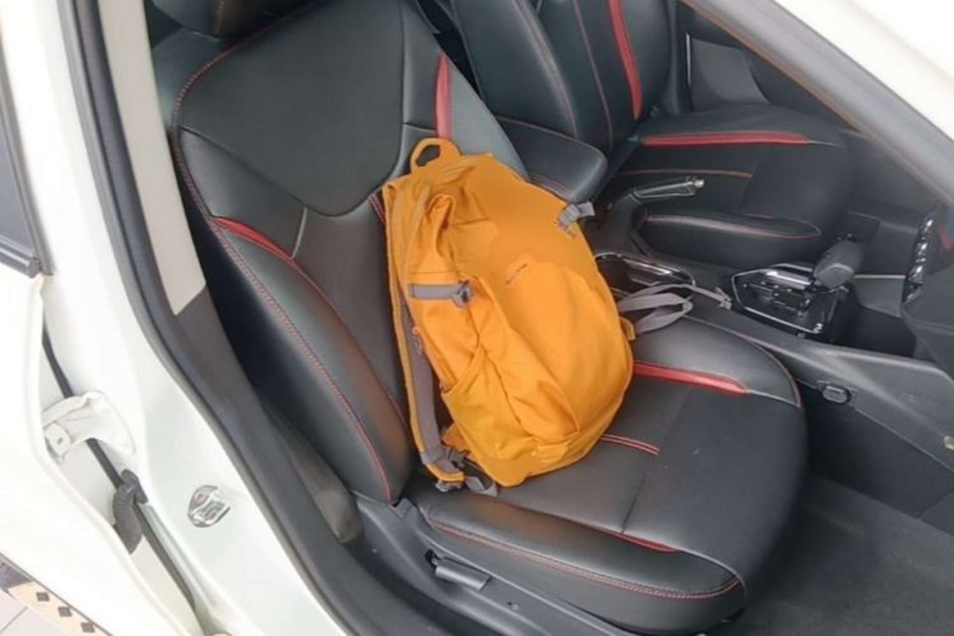 Used Soueast DX3 2016 1.5T CVT Luxury Model Right Front Seat