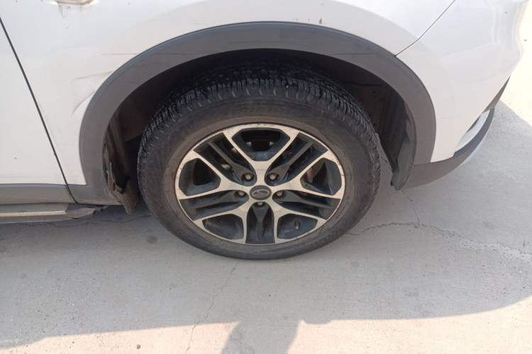 Used Soueast DX3 2016 1.5L Manual Luxury Edition Right Front Wheel Hub