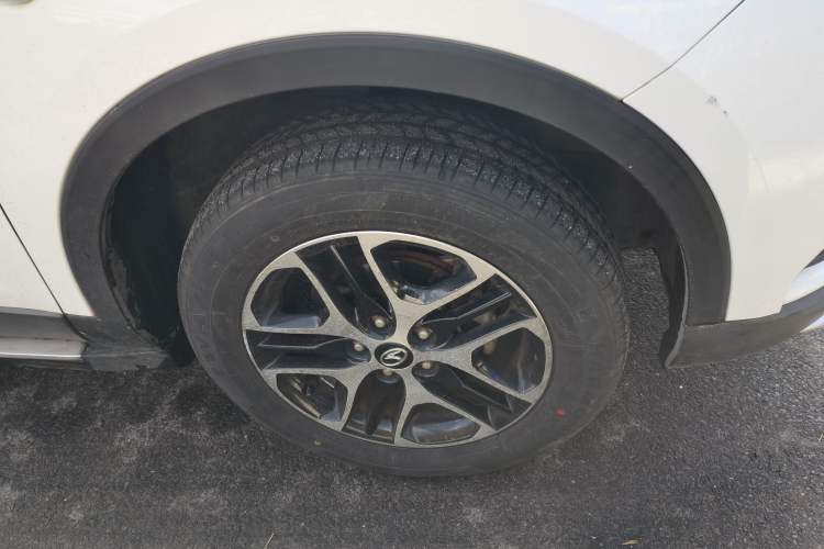 Used Soueast DX3 2016 1.5L Manual Luxury Model Right Front Wheel Hub