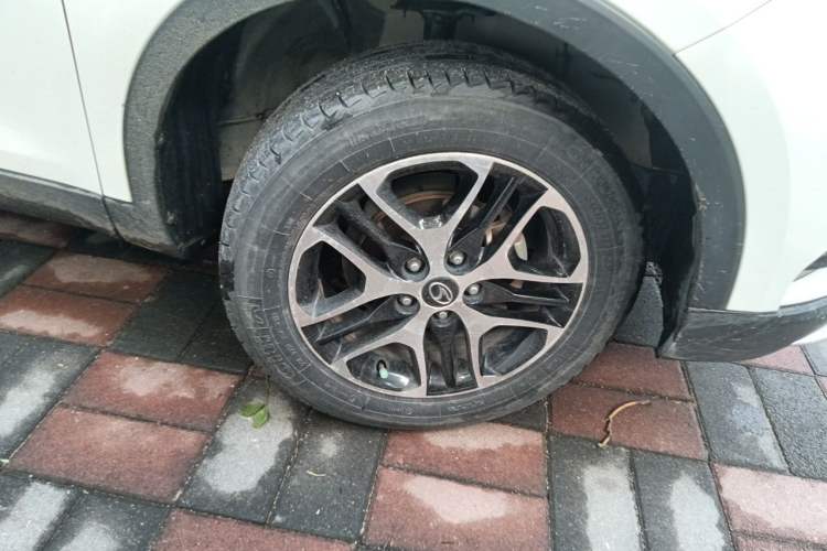 Used Soueast DX3 2016 1.5L Manual Luxury Model Right Front Wheel Hub
