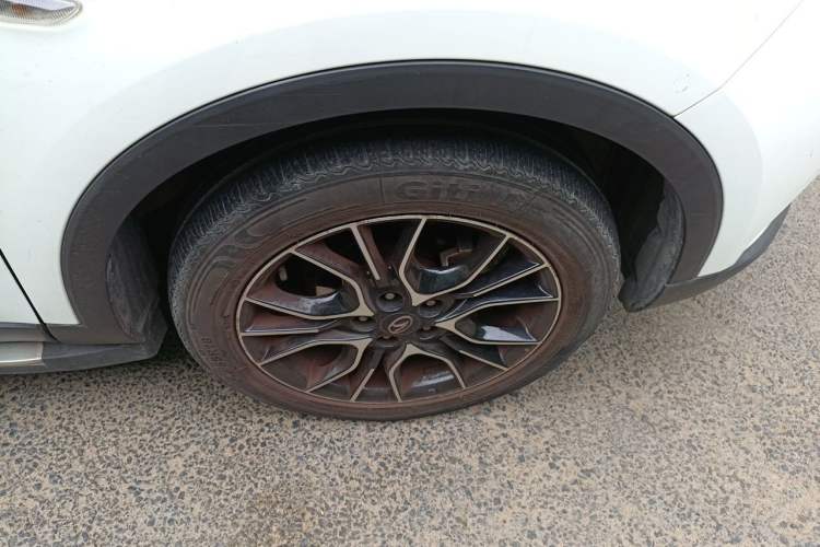 Used Soueast DX3 2016 1.5T CVT Flagship Model Right Front Wheel Hub
