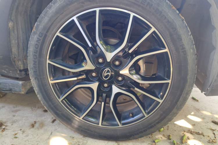 Used Soueast DX3 2016 1.5T CVT Flagship Model Right Front Wheel Hub