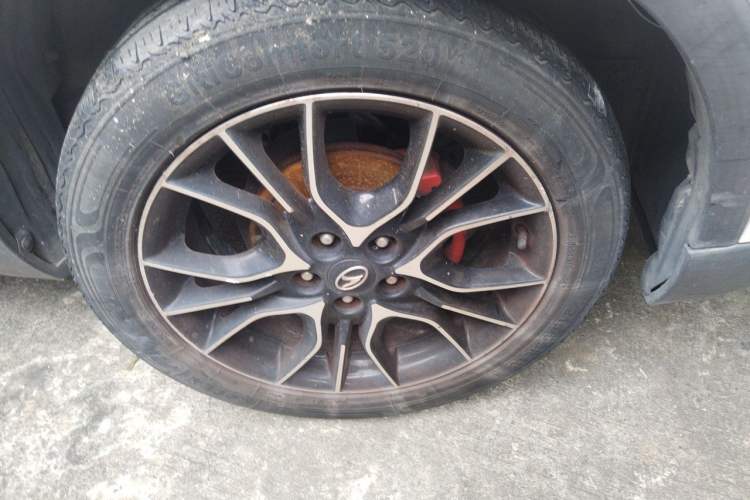 Used Soueast DX3 2016 1.5T SRG CVT Flagship Edition Right Front Wheel Hub
