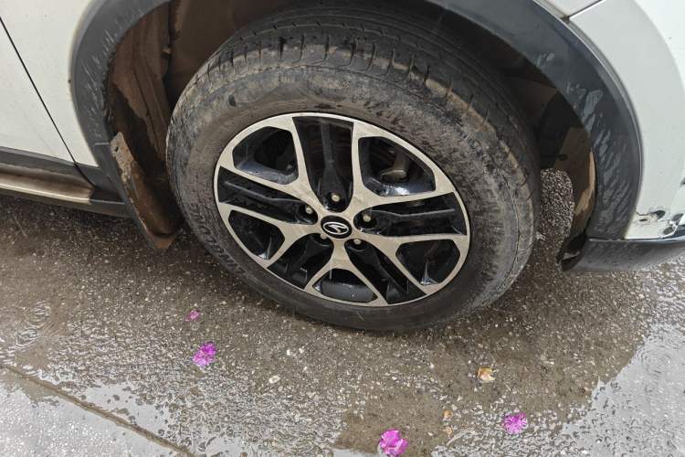 Used Soueast DX3 2016 1.5L Manual Luxury Edition Right Front Wheel Hub
