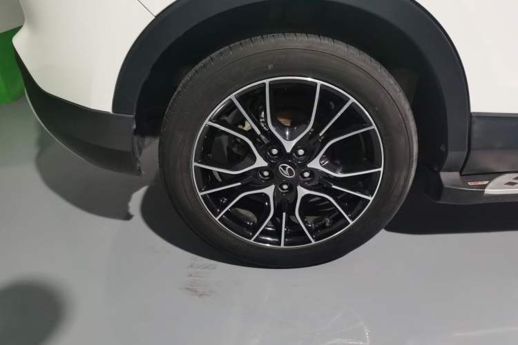 Used Soueast DX3 2016 1.5L Manual Flagship Version Right Rear Wheel Hub