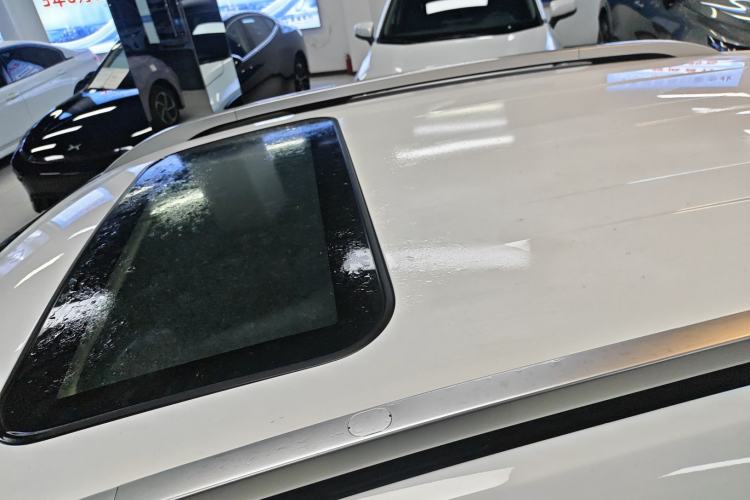 Used Soueast DX3 2016 1.5T CVT Prestige Edition Roof