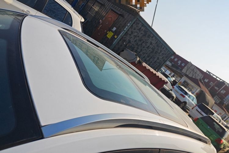 Used Soueast DX3 2016 1.5L Manual Flagship Version Roof