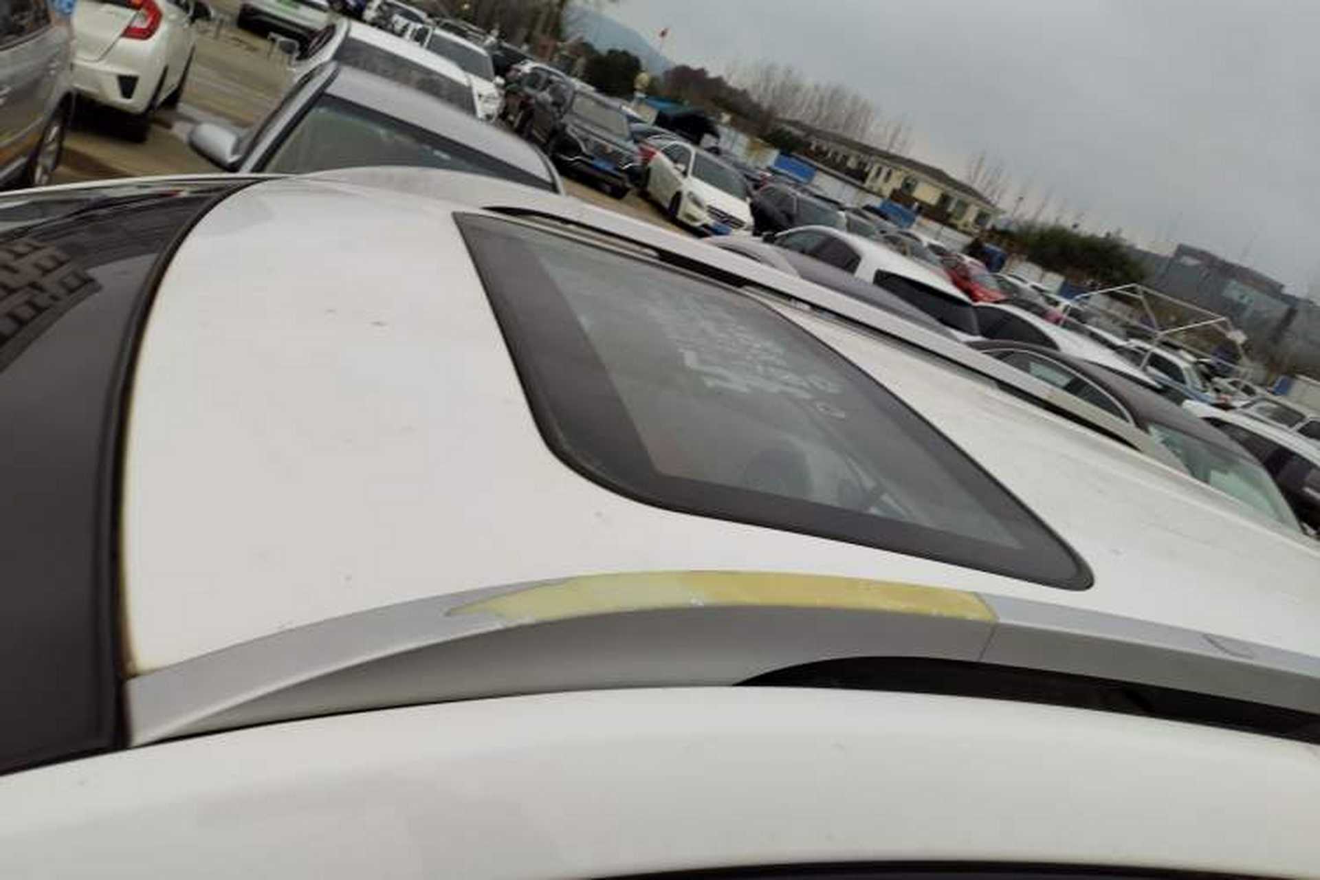 Used Soueast DX3 2016 1.5L Manual Luxury Edition Roof
