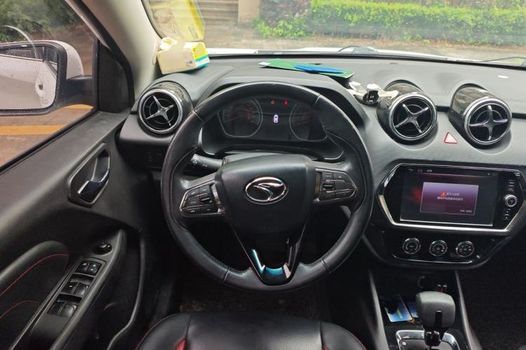 Used Soueast DX3 2016 1.5T CVT Prestige Edition Steering Wheel
