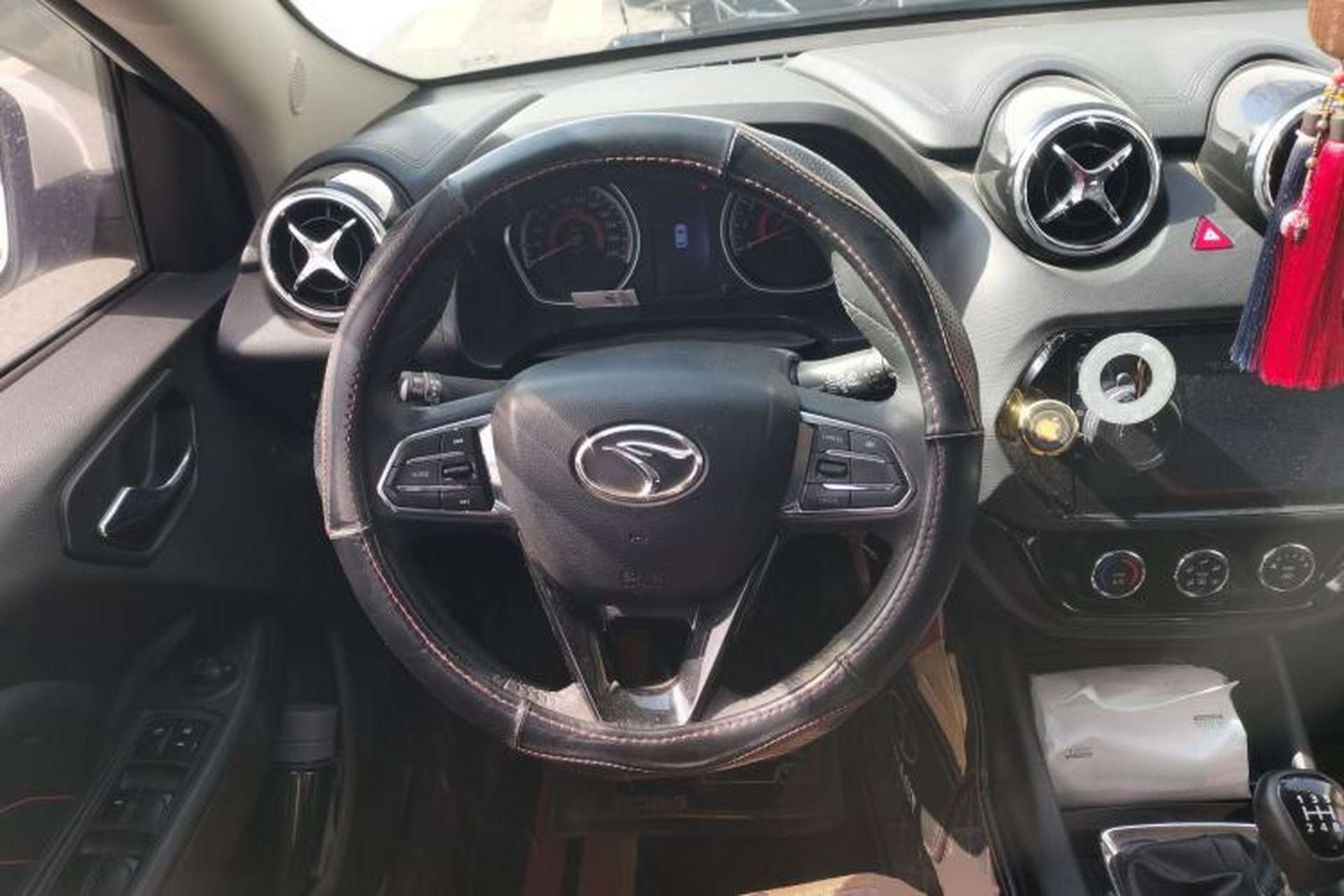 Used Soueast DX3 2016 1.5L Manual Luxury Model Steering Wheel