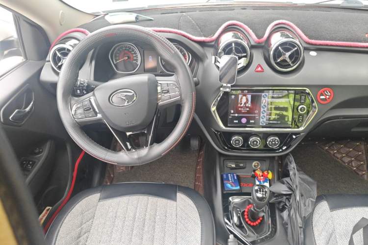 Used Soueast DX3 2016 1.5L Manual Luxury Edition Steering Wheel