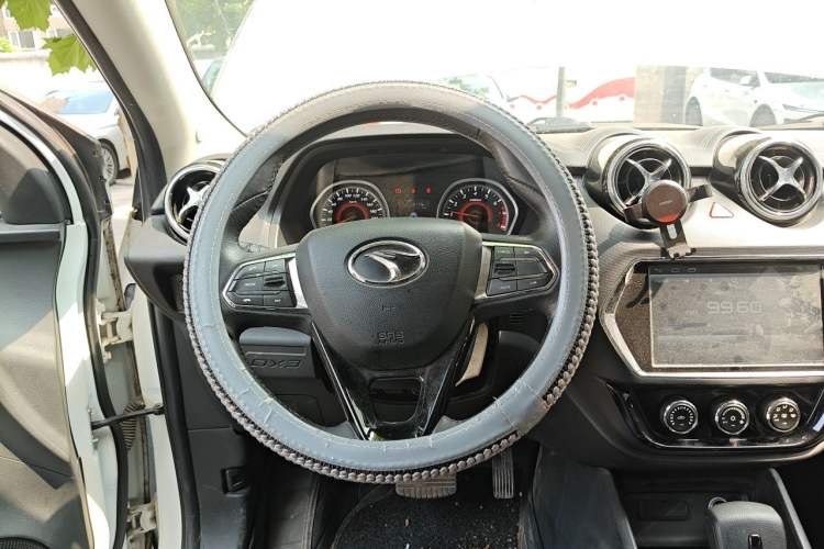 Used Soueast DX3 2016 1.5T CVT Prestige Edition Steering Wheel