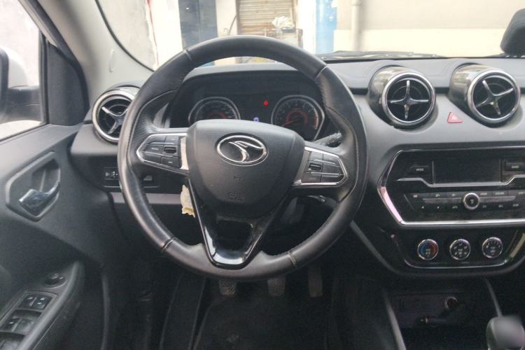 Used Soueast DX3 2016 1.5L Manual Luxury Model Steering Wheel